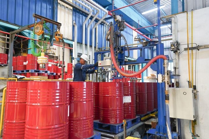 Drums being filled at a lubricant plant